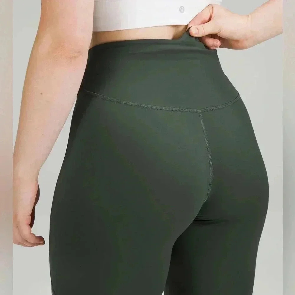 Lululemon Base Pace High-Rise Reflective Tight 25" in Smoked Spruce - Picture 6 of 9